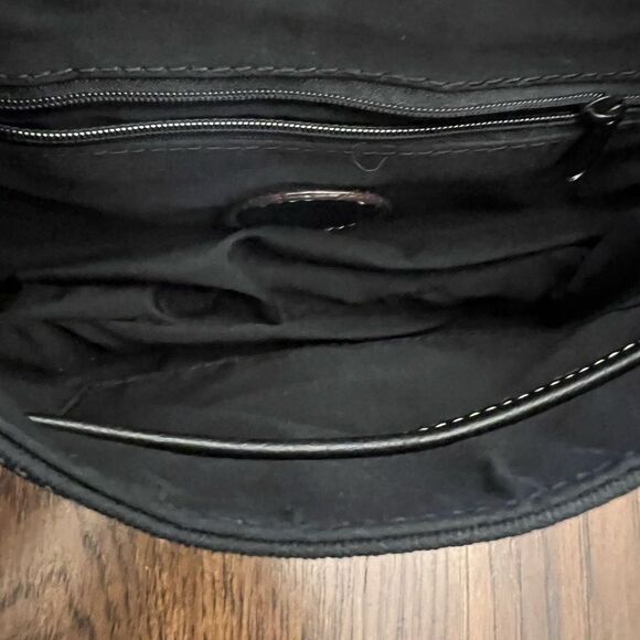 Vintage women’s small Etienne Aigner black canvas and leather bag. - Picture 5 of 9